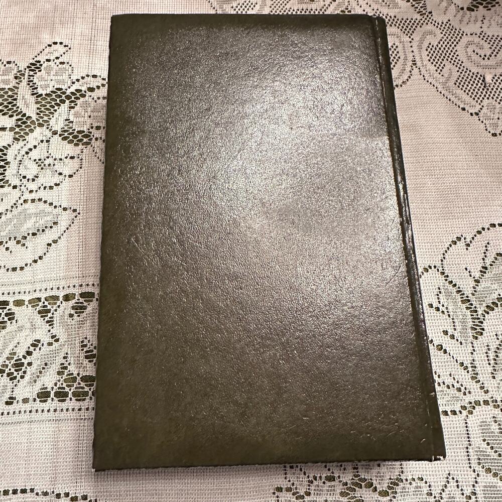 The Living Bible Paraphrased TYNDALE VTG Hardcover Green Faux Leather 1973 *Read - Picture 7 of 14